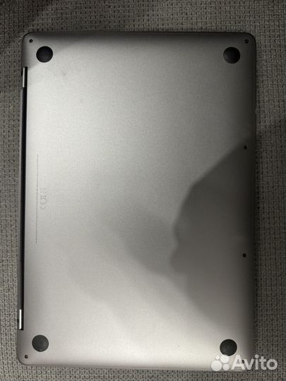 Macbook Pro (13-inch, 2019)