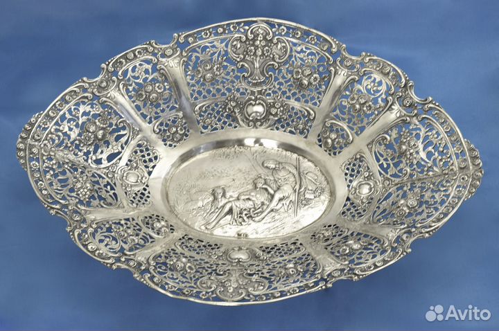 Роскошная фруктовница серебро 800 пробы Розы