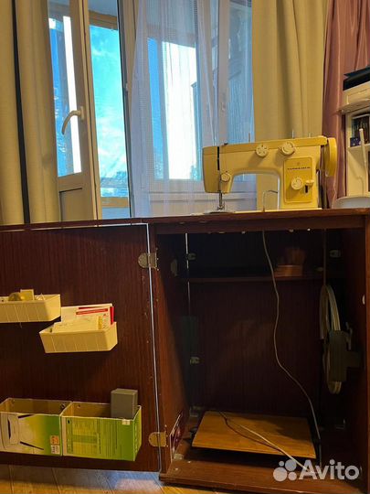 Швейная машинка чайка ножная
