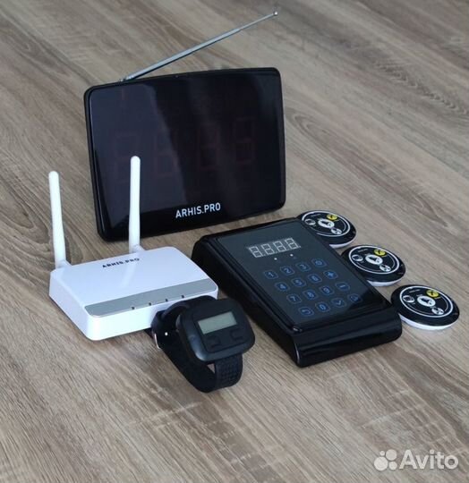 Кнопка вызова официанта комплект с часами и табло