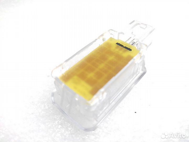 Плафон подсветки салона Land Rover Discovery 5