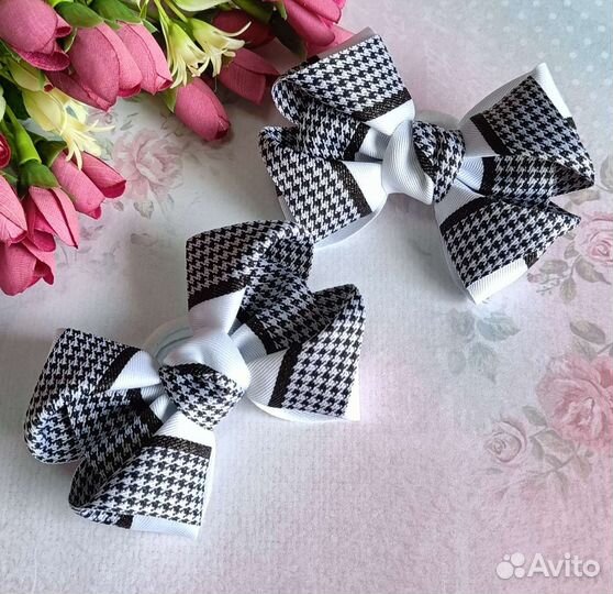 Комплект бантики и брошь-галстук к школе