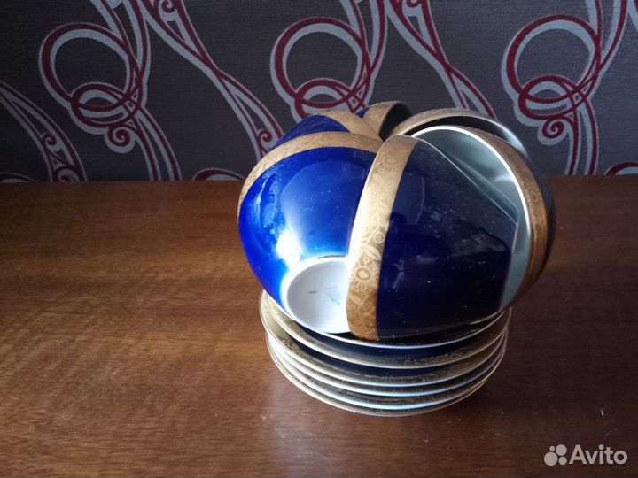 Чашки фарфоровые