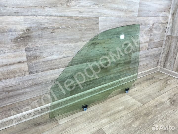 Стекло переднее левое Land Cruiser Prado 120