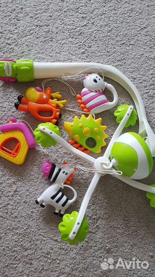 Мобиль на детскую кроватку