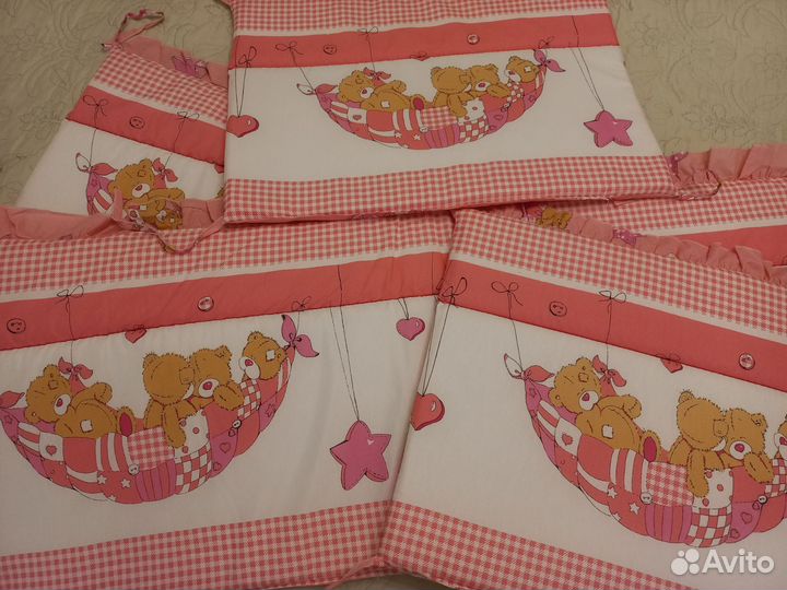 Мягкие бортики для детской кроватки