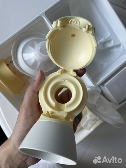 Молокоотсос электрический medela