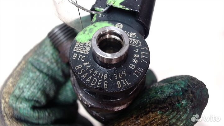 Форсунка топливная Volkswagen Passat 7, 2011