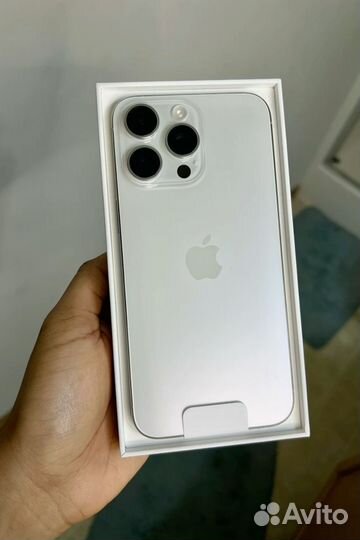 iPhone 15 Pro, 256 ГБ