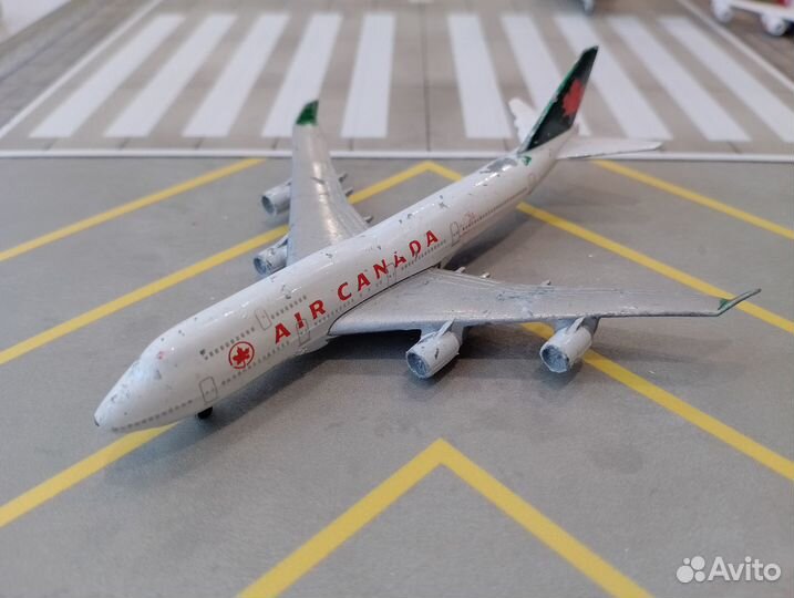 Самолёт Boeing 747 