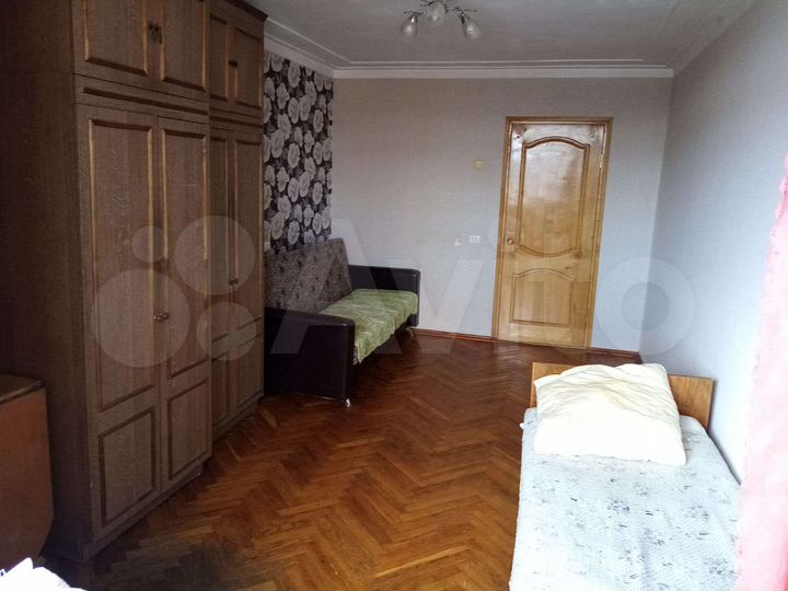 Комната 18 м² в 3-к., 4/5 эт.