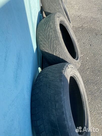 Bridgestone Blizzak DM-V1 255/55 R18