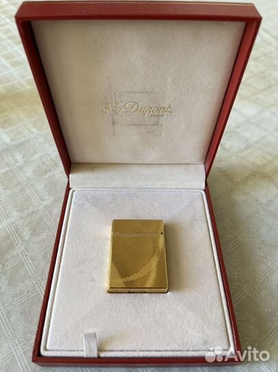Зажигалка S. T. Dupont