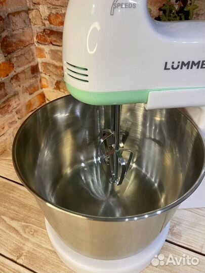 Миксер с чашей Lumme (2129)