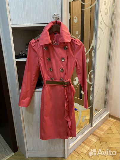 Плащ Guess xs (42)