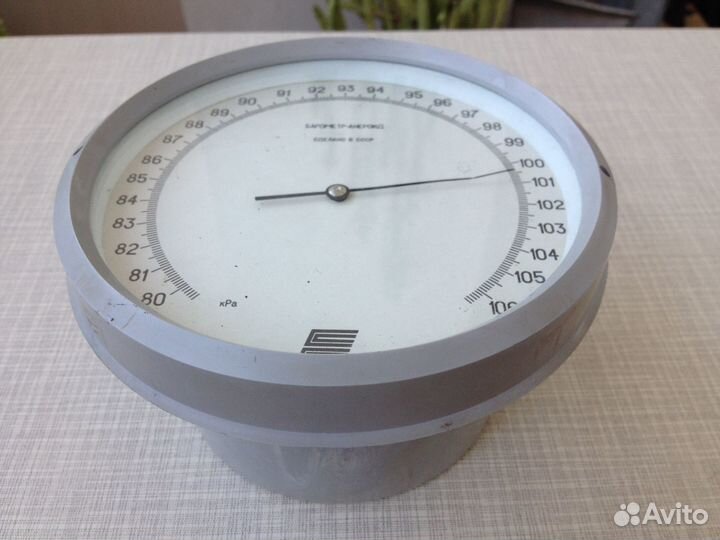 Барометр-анероид бамм-1. Сделано в СССР