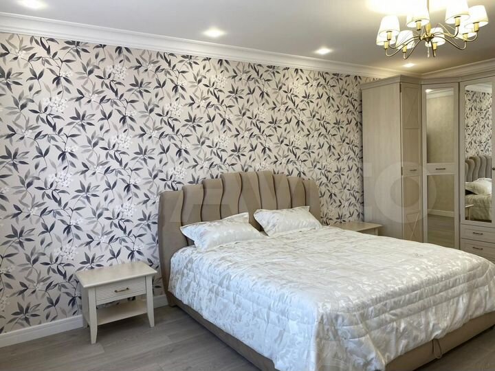 3-к. квартира, 140 м², 9/10 эт.