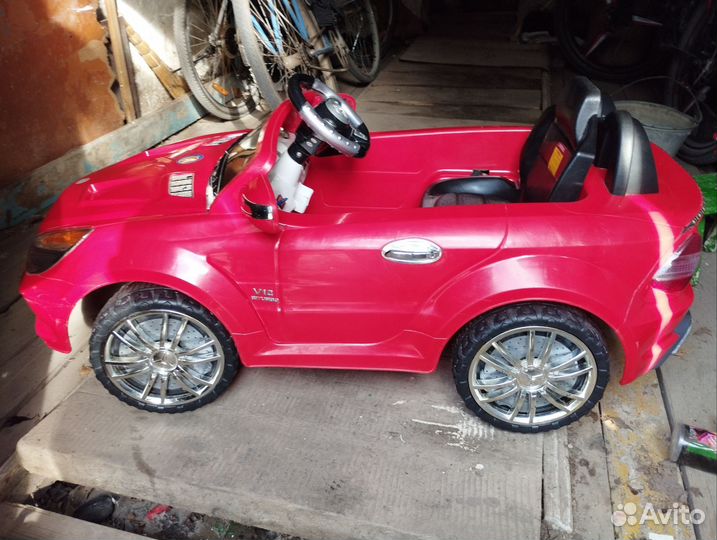 Детский электромобиль