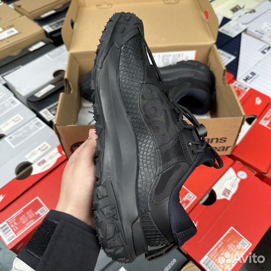 Кроссовки Nike ACG Mountain Fly 2 Low Triple Black