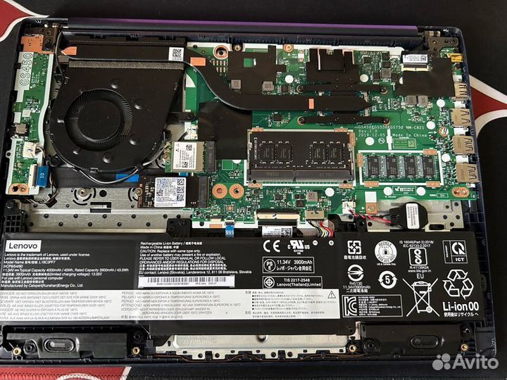 Ноутбук Lenovo IdeaPad 3 14ADA05