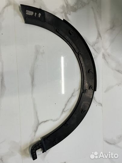 Накладка правого крыла Mini Hatch F56