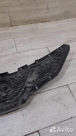 Решетка радиатора Nissan Qashqai J11