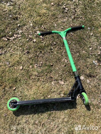 Трюковой самокат