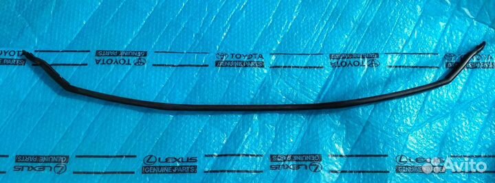 Резинка решетки радиатора Лексус GX460 Новая 13-23