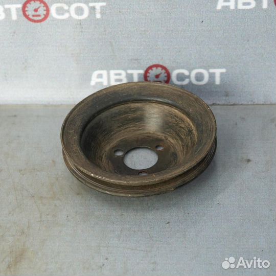 Шкив помпы VW Passat (B3) 1988-1993