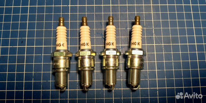4 Свечи зажигания NGK 4691 BP5ESZ новые