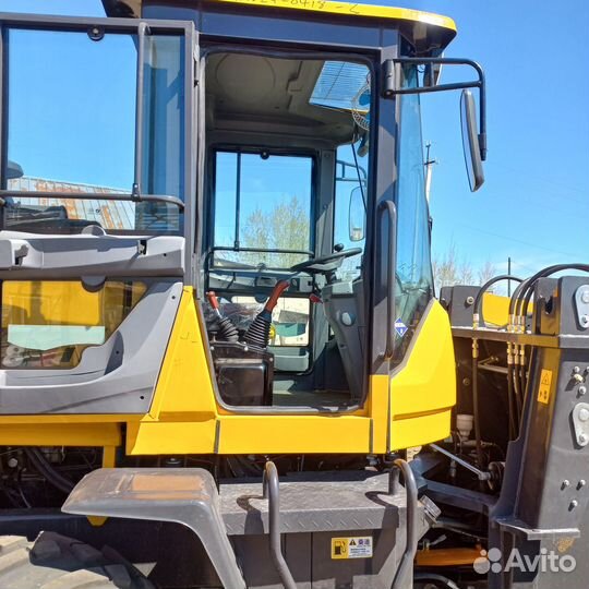 Фронтальный погрузчик LUYU ZL 930, 2024