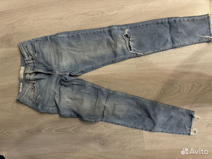 Джинсы bershka