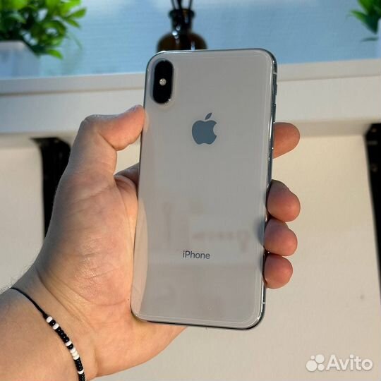 iPhone X, 64 ГБ