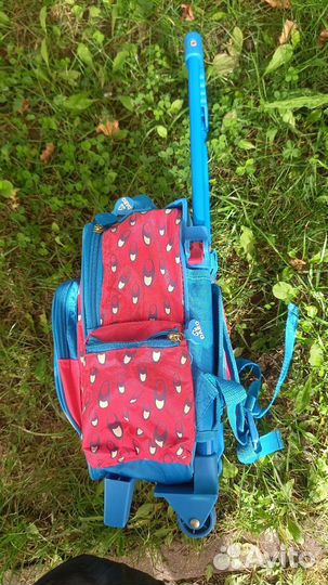 Рюкзак-чемодан на колесах детский