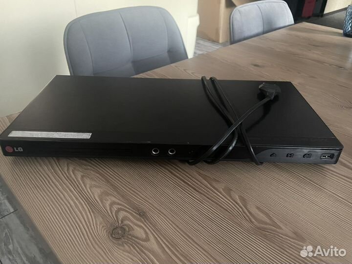 Dvd плеер LG model DKS-2000H