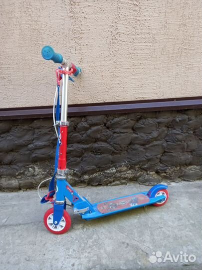 Самокат спортивный