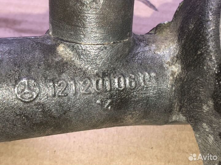 Корпус водяного насоса Мерседес W115/123