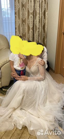 Свадебное платье