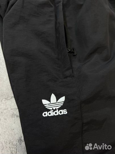 Спортивные штаны Adidas