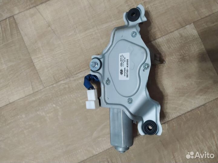 Моторчик дворников задний Hyundai i30