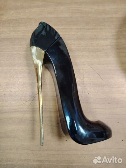 Женские духи Carolina Herrera 