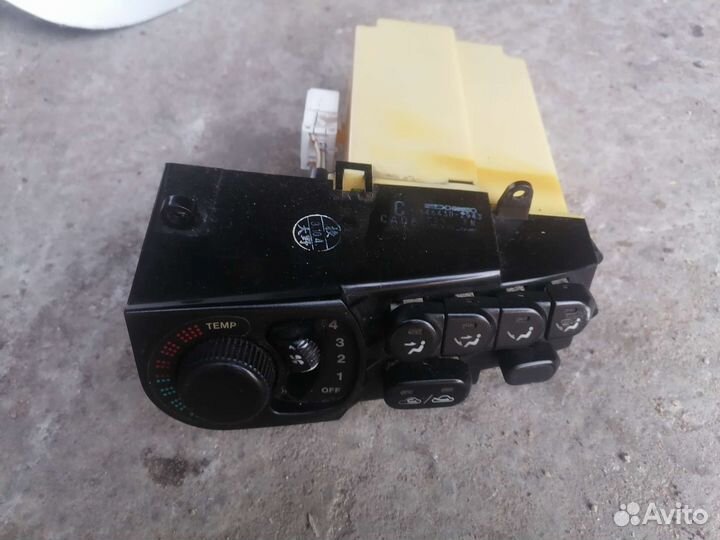 Блок управления климат контролем Мазда Кседос 6
