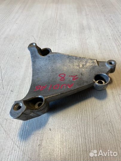 Кронштейн кондиционера Audi A6