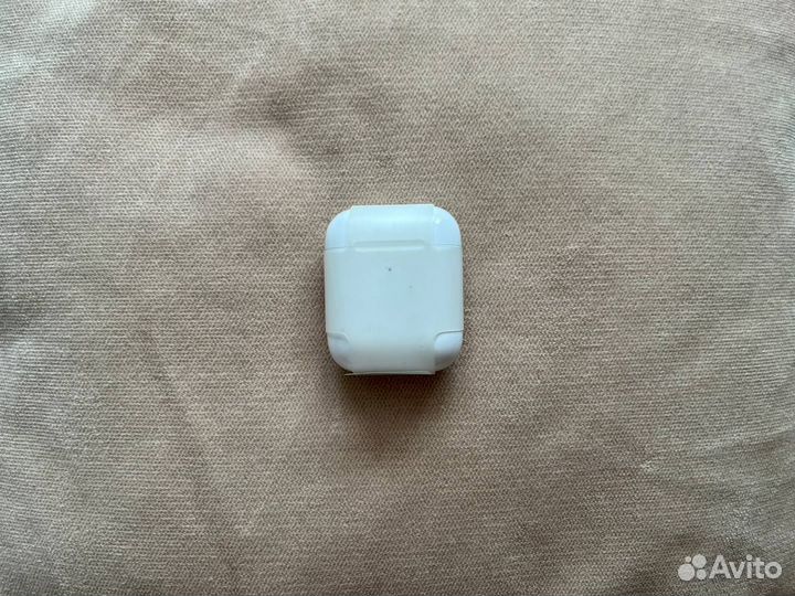 Airpods 2 кейс новый оригинальный