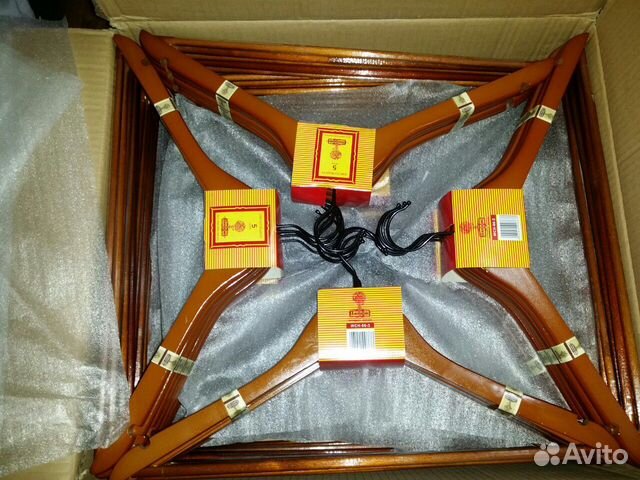 Вешалка дерев.1комп-5шт.Новые.+Бесплатная Доставка