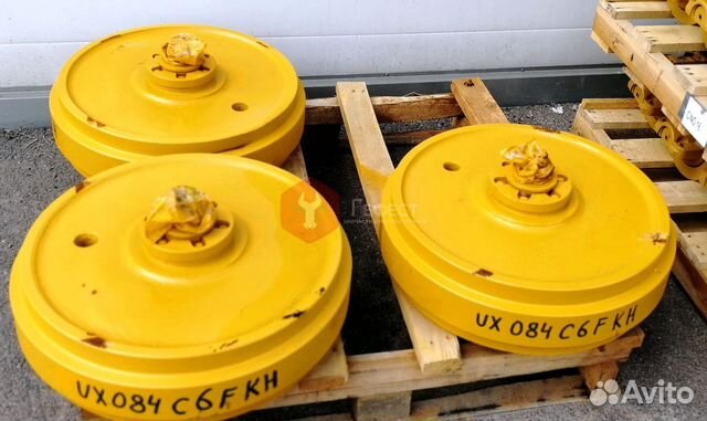 Ленивец Komatsu PC300-8M0