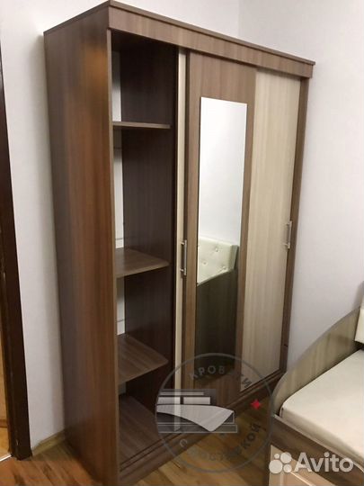 Шкаф