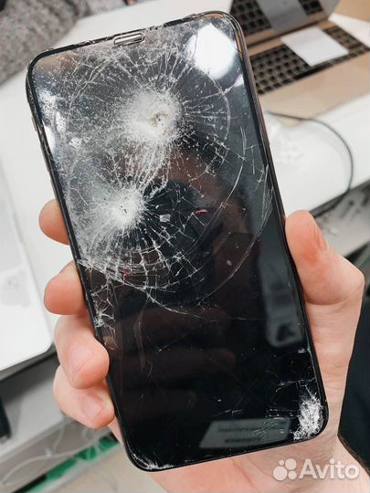 Замена стекла iPhone