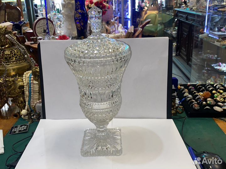 Ваза конфетница с крышкой хрусталь