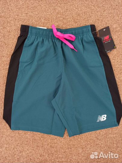 Шорты new balance